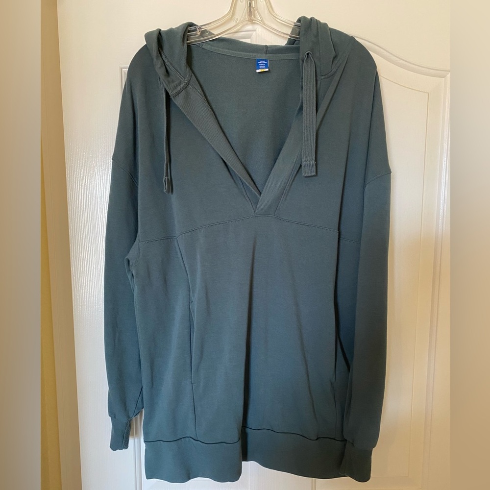 Old Navy Women’s Active Live-in French Terry Oversized Tunic Sweater Medium M